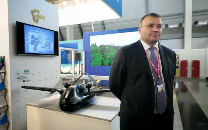 United Instrument Manufacturing Corporation has shown a full-size model of Chirok for the first time