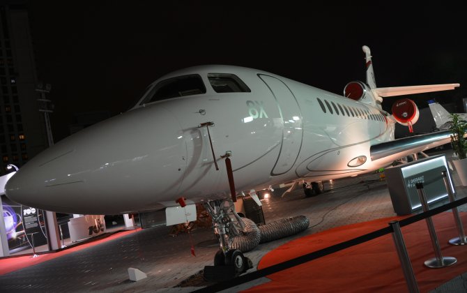 Falcon 8X nightshot at LABACE 2016