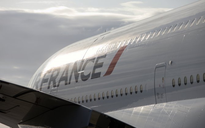 Air France threatens route, job cuts if savings not made