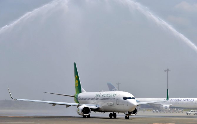 Spring Airlines Offers 1 Yuan Tickets to Lure Travellers