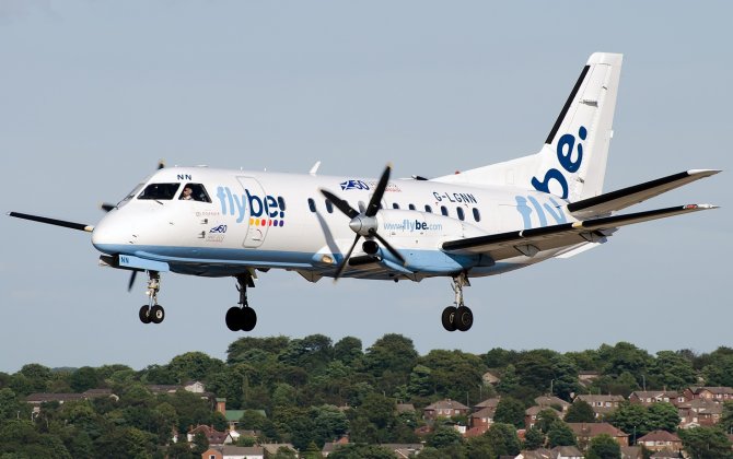 Plane Forced to Make Emergency Landing After Engine Stops Mid-flight