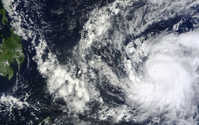 China on Orange Alert for Super Typhoon Dujuan
