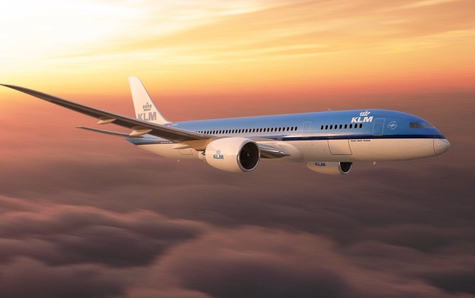 Passenger Who Tried to Open Plane Door at 30,000Ft "Thought It Was a Toilet"
