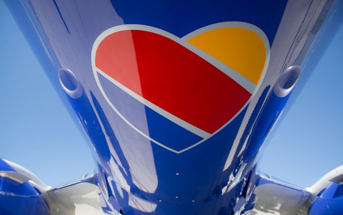 2 Southwest Airlines Planes Bump at Sea-Tac; No Injuries