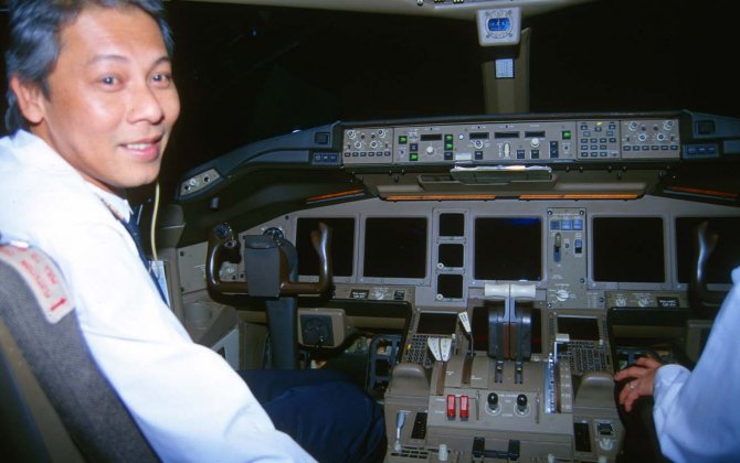 Malaysia Airlines to Trim Pilots by Seconding Them to Other Airlines