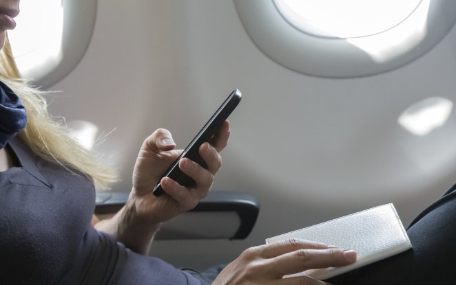 How AeroMobile works with telcos to drop cost of roaming on board