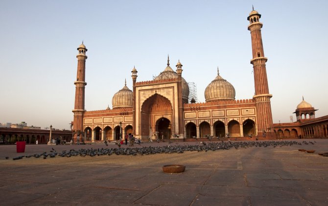 China's Shandong Airlines Flies to India