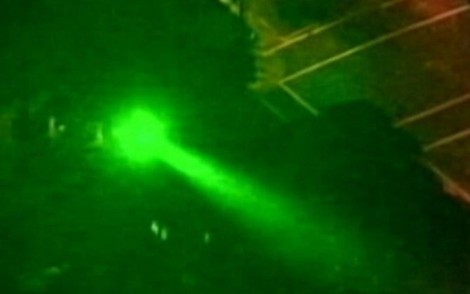 Lasers Hit 20 Aircraft Flying in U.S. Overnight: FAA