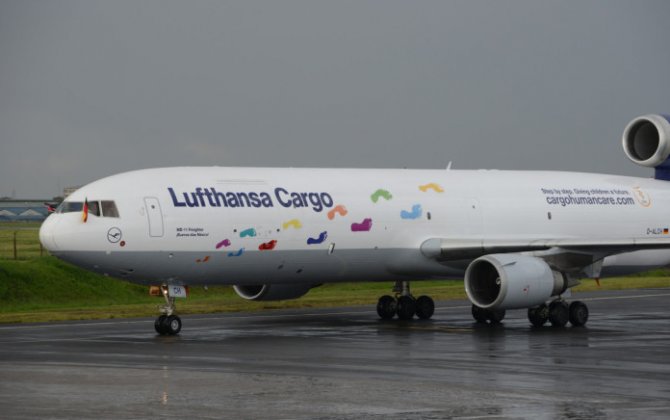 Lufthansa Cargo freighter livery designed in support of aid organisation