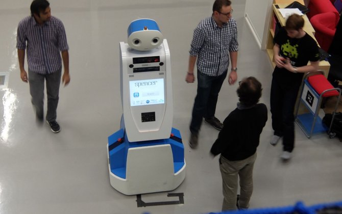 Amsterdam Airport Introduces Robot Guide to Stop Passengers Missing Flights
