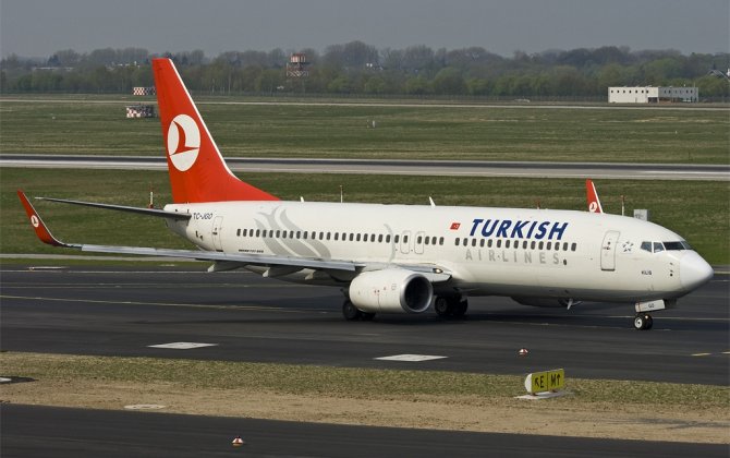 THY B738 at Istanbul on Dec. 3, Dog Strike