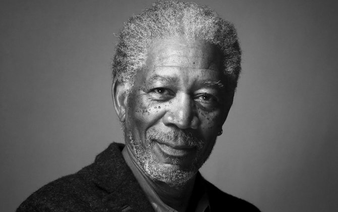 Morgan Freeman's Plane Crash Lands in Mississippi After Tire Blowout