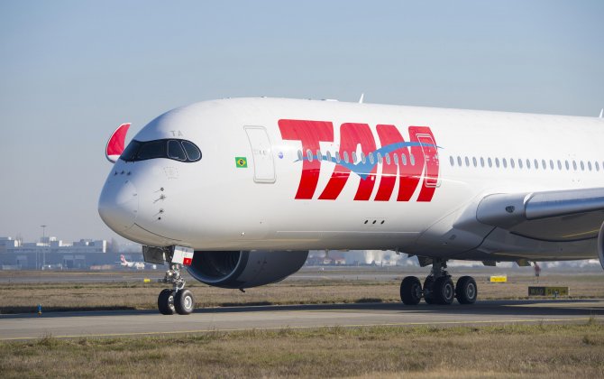 Amazing job - In the making: the first TAM Airlines A350 XWB