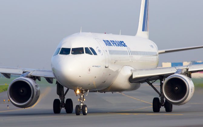 A320 crew took avoiding action in Paris drone encounter