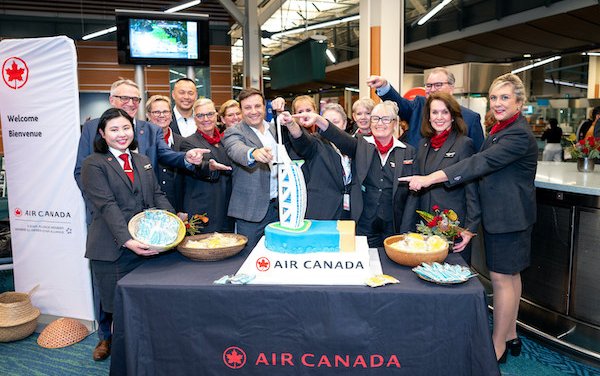 Air Canada inaugural flight from Vancouver arrived in Dubai