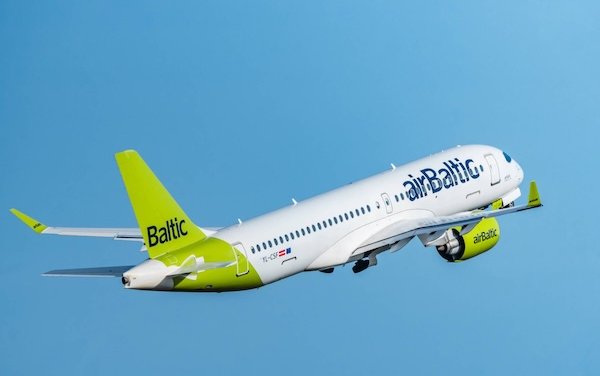 airBaltic becomes first Starlink-connected airline to implement AirMall by InterLnkd
