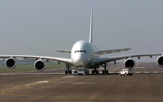 Airbus A380 Makeover in Limbo on Emirates Capacity Squeeze