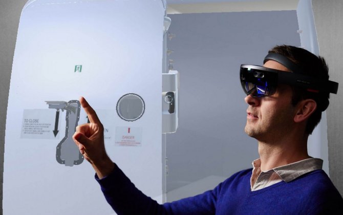 Airbus develops world&rsquo;s first Mixed Reality Trainer for A350 XWB