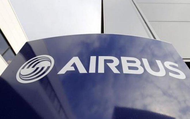 Airbus narrows order gap with Boeing after air show