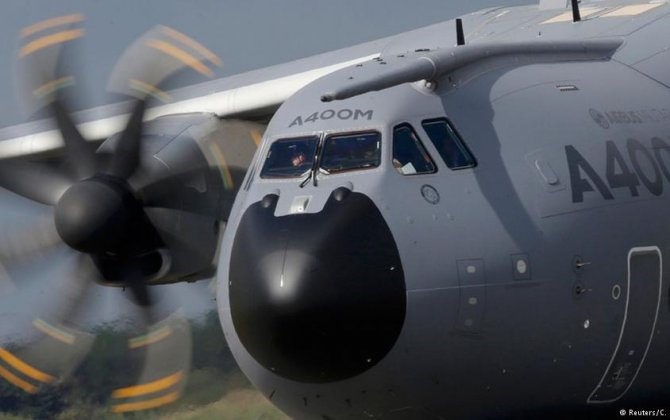 Airbus shares nosedive after profit slumps