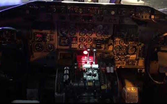 American Airlines - Reflecting from the MD-80 cockpit