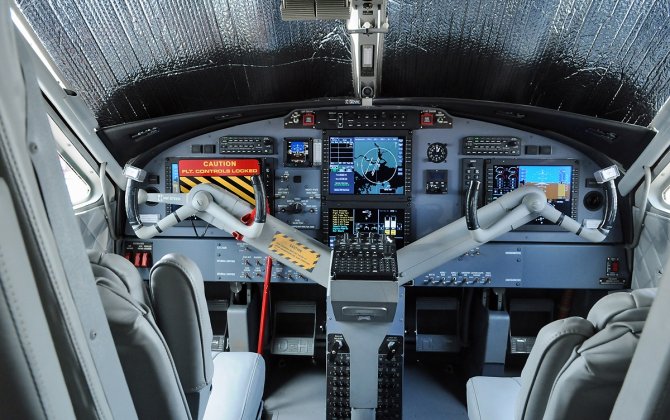 Avmax Certifies Lithium-ion Battery on Twin Otter Aircraft