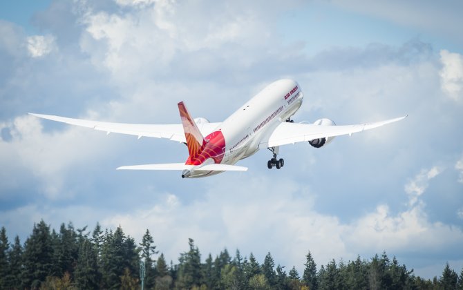 Boeing, Air India Celebrate Airline's 125th Delivery