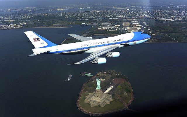 Boeing awarded $127m deal for new Air Force One work