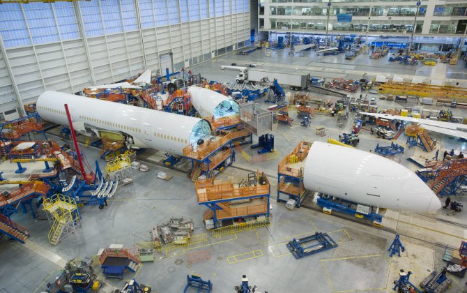 Boeing Begins Final Assembly on First 787-10 Dreamliner