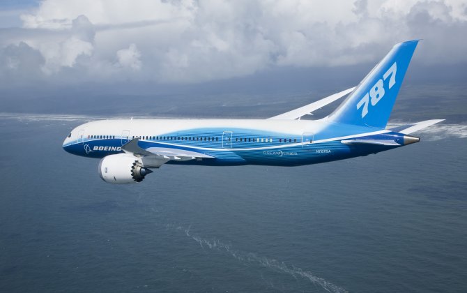 Boeing talks up 787 passenger experience
