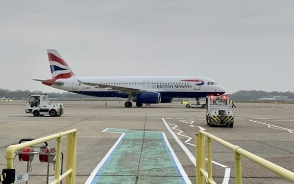 British Airways to acquire Boeing&rsquo;s Gatwick MRO hangar facility, securing jobs and expanding its presence at the airport