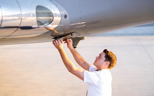 CAE and Clay Lacy Aviation sign cross-training and job-sharing agreement to address pilot demand and enhance flight training