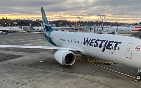 CDB Aviation delivers three Boeing 737-8 aircraft to WestJet
