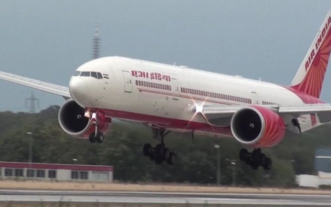 Centre hints at possibility of exit from Air India, hospital sector