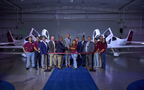 Cirrus delivers SR Series G7+ fleet with Safe Return Emergency Autoland to Texas Southern University