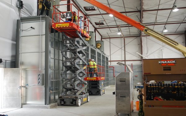Constant Aviation invests in enhanced aircraft painting facility at Orlando Sanford Airport