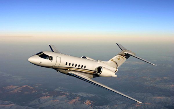 Data Communications upgrade for Hawker 4000 business jets earns STC approval