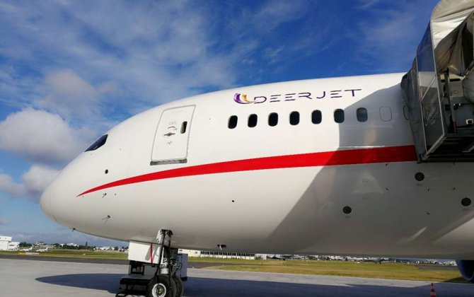 Deer Jet Flies the 787 Dream Jet to Paris