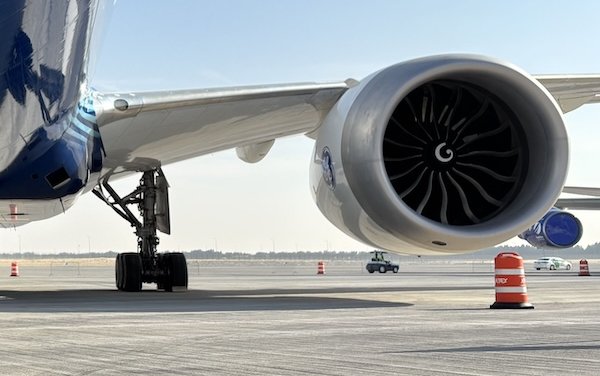 Dubai Airshow: orders worth over 400 million US dollars