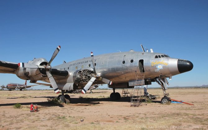 Eisenhower's Granddaughter Visits His Air Force One in Arizona