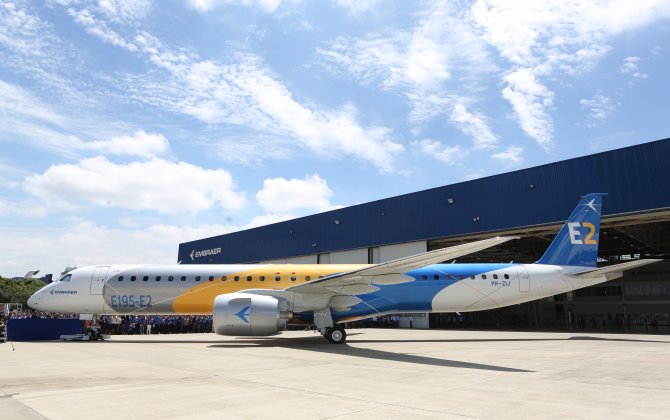 Embraer Rolls Out the E195-E2