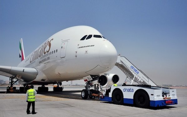 Emirates suspends passenger operations by 25 March, retains cargo operations