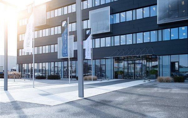 FACC increases sales, earnings below prior-year quarter
