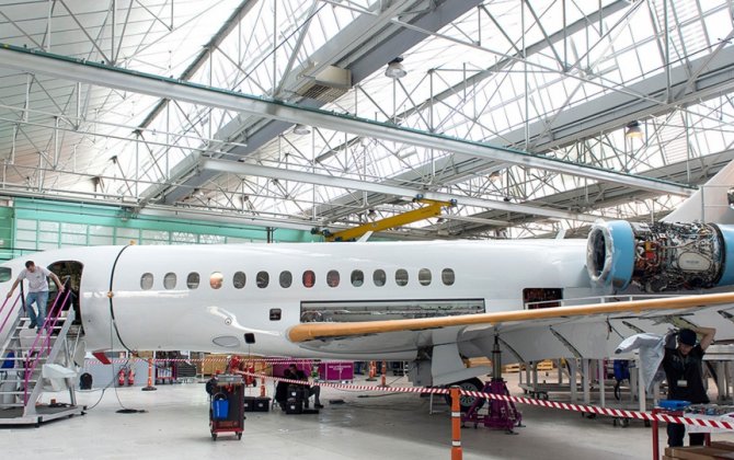 Falcon 5X Production Still 'Frozen' as Engine Woes Drag