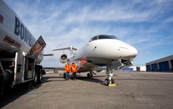 First Bombardier Customer Aircraft Fueled with SAF delivered to Latitude 33 Aviation