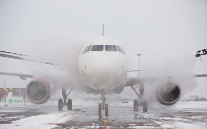 Flight delayed due to extraordinary circumstances: what if airline is wrong? 