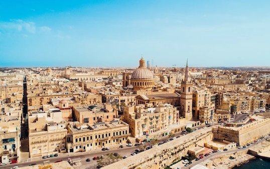 flydubai growing European network latest destinations are Malta and Salzburg 