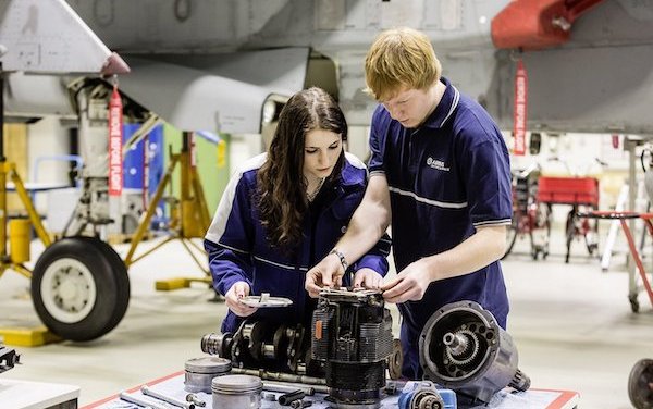 Introduce a Girl to Engineering Day - Collins Aerospace to host more than 1,000 female students globally 