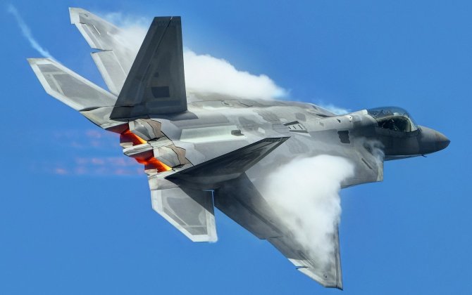 Lockheed Martin Corporation May Resume Production of F-22 Aircraft