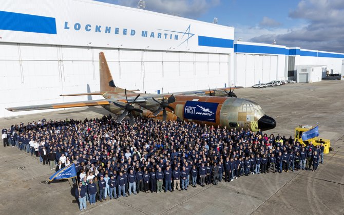 Lockheed Martin Rolls Out First LM-100J Super Hercules Commercial Freighter